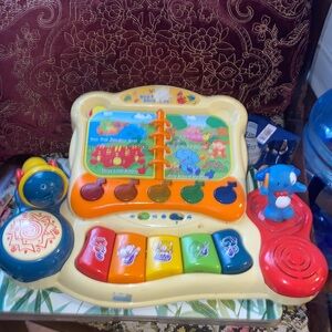 Vtech  Sing & Discover Story Piano Electronic